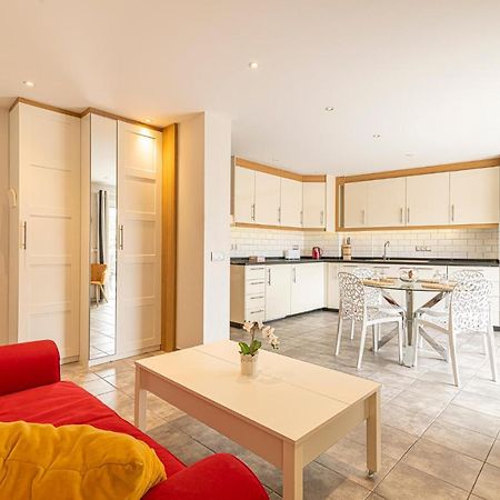 לוס כריסטיאנוס Penthouse Manureva By Pajarito Holidays מראה חיצוני תמונה