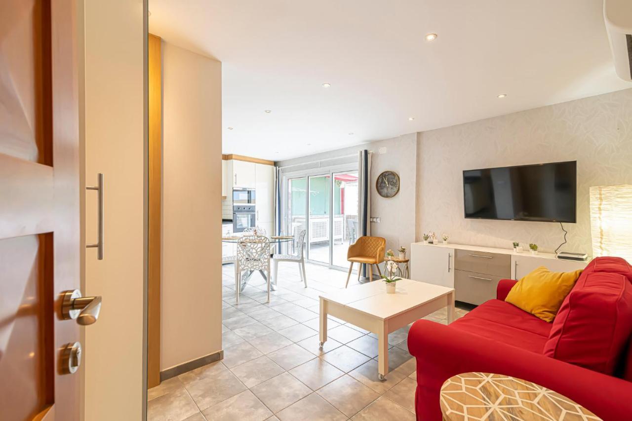 לוס כריסטיאנוס Penthouse Manureva By Pajarito Holidays מראה חיצוני תמונה