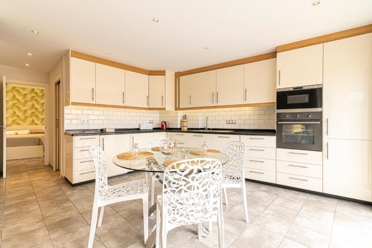 לוס כריסטיאנוס Penthouse Manureva By Pajarito Holidays מראה חיצוני תמונה