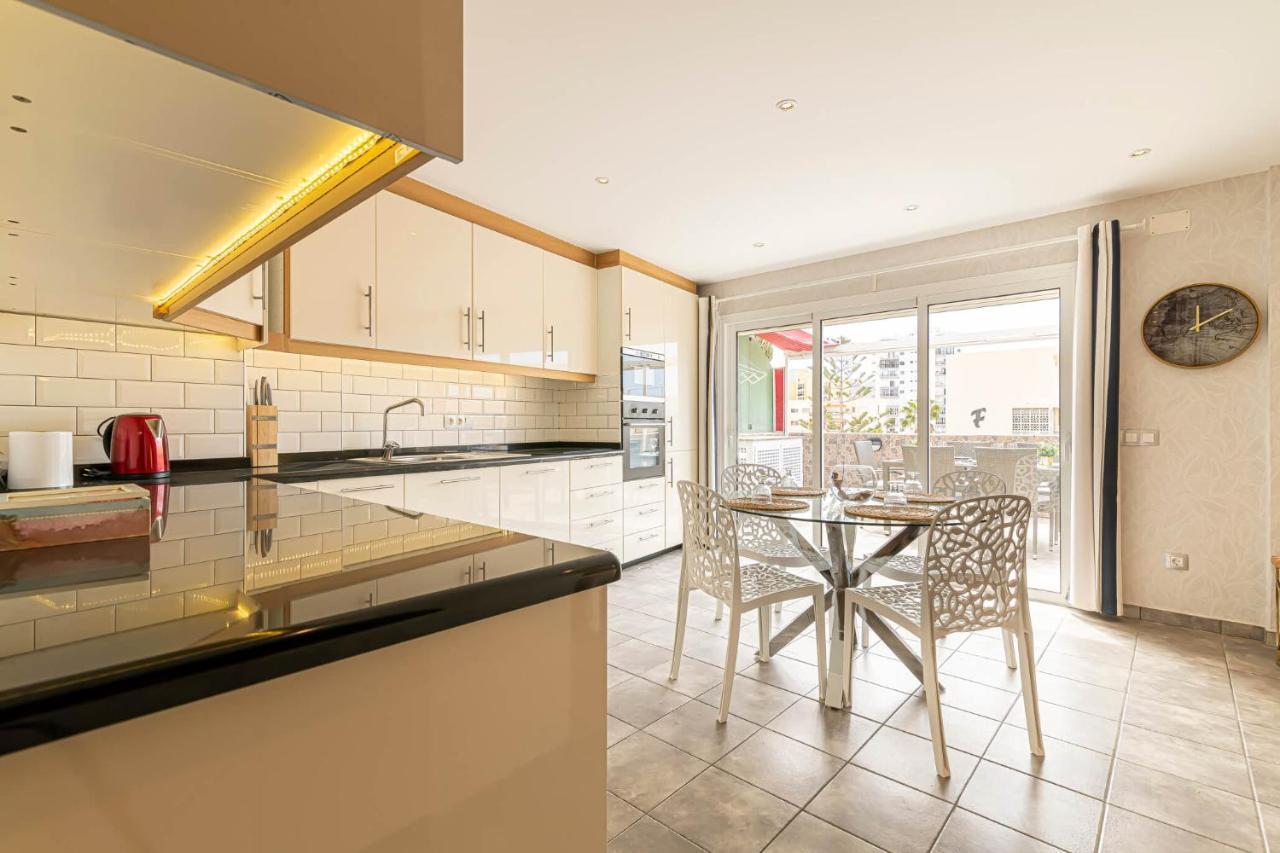 לוס כריסטיאנוס Penthouse Manureva By Pajarito Holidays מראה חיצוני תמונה